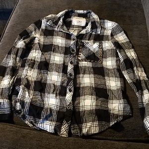 Arizona Jean Co Black and White Flannel